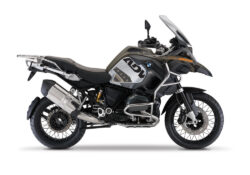BMW R1200GS LC Adventure Olive Matte Military Flag