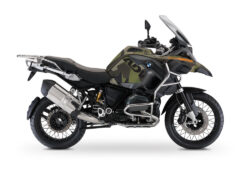 BMW R1200GS LC Adventure M90 Green Camo