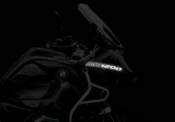 BMW R1200GS LC Adventure Triple Black Reflective Fender Sticker