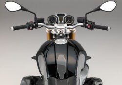 BMW R nineT Tank Top Self-Healing Protective Film