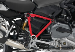 BFS 3100 BMW R1200GS LC 2017 Light White Pyramid Frame Wrap Red 02