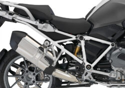 BFS 3126 BMW R1200GS LC 2017 Light White GS Frame Wrap White 02