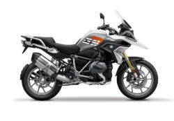 SIG 1046 02 BMW R1250GS Light White Anniversary Orange Tank Stickers 01 1
