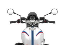 SIG 1083 01 BMW RnineT Urban GS Royal Blue Full Lines Alpine White top