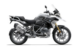 SIG 1115 02 BMW R1250GS R Line Grey Variations Light White