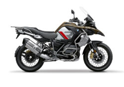 SIG 1121 02 BMW R1250GS Adv R LINE Grey Red Black Stickers Style Exclusive silver Tank Right