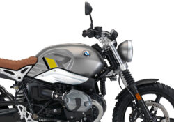SIG 1127 03 BMW RnineT Scrambler R LINE Grey Yellow Black Grey Stickers Monolith Metallic right rear 02