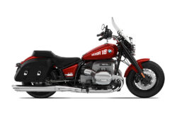 SIG 1193 02 R18 Classic BXR18 White Gloss Stickers Mars Red