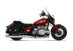 SIG 1208 02 R18 Classic MADE IN BERLIN Silver Gloss Stickers Mars Red