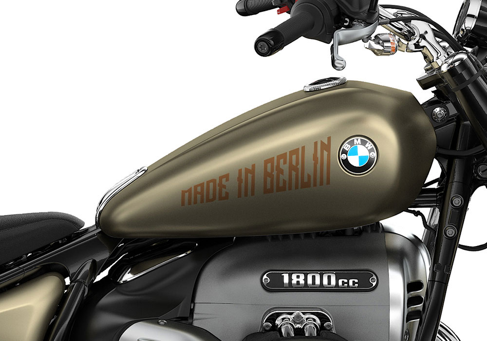 SIG 1210 01 R18 MADE IN BERLIN Brown Metallic Matt Stickers Manhattan 02