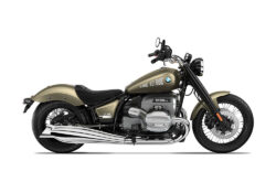 SIG 1232 01 R18 Ride to Live to Ride Silver Matt Stickers Manhattan