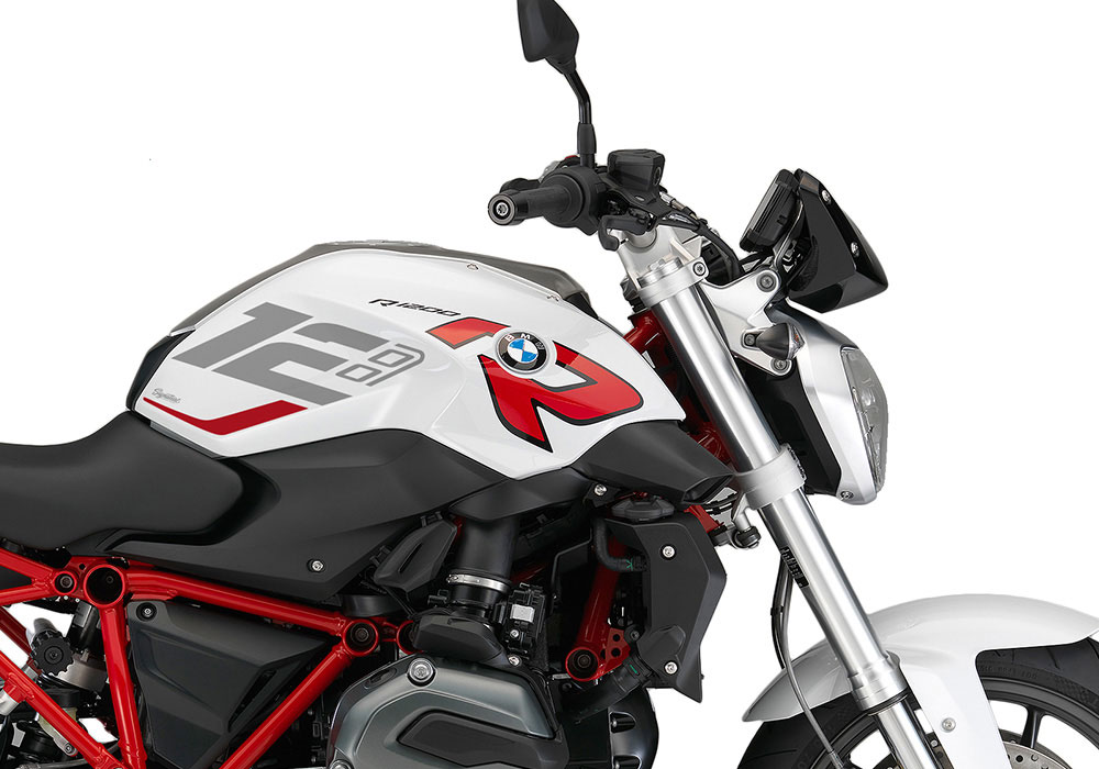 SIG 1256 01 BMW R1200R Raise Silver Red Stickers Light White Right 02