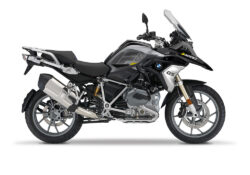 SIG 1275 01 BMW R1200GS Raise Grey Yellow Black Stickers Black Storm Right