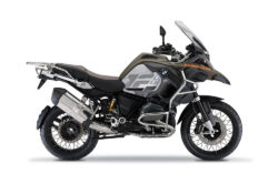 SIG 1270 01 BMW R1200GS Adv R Raise Grey Dark Grey Black Stickers Olive Green Right