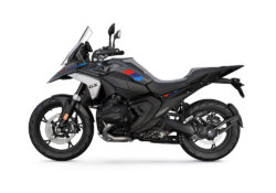 SIG 1586 BMW R1300GS Triple Black Stripe Series Stickers 01