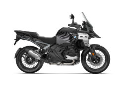 R1300GS Adventure Triple Black Zebra 01